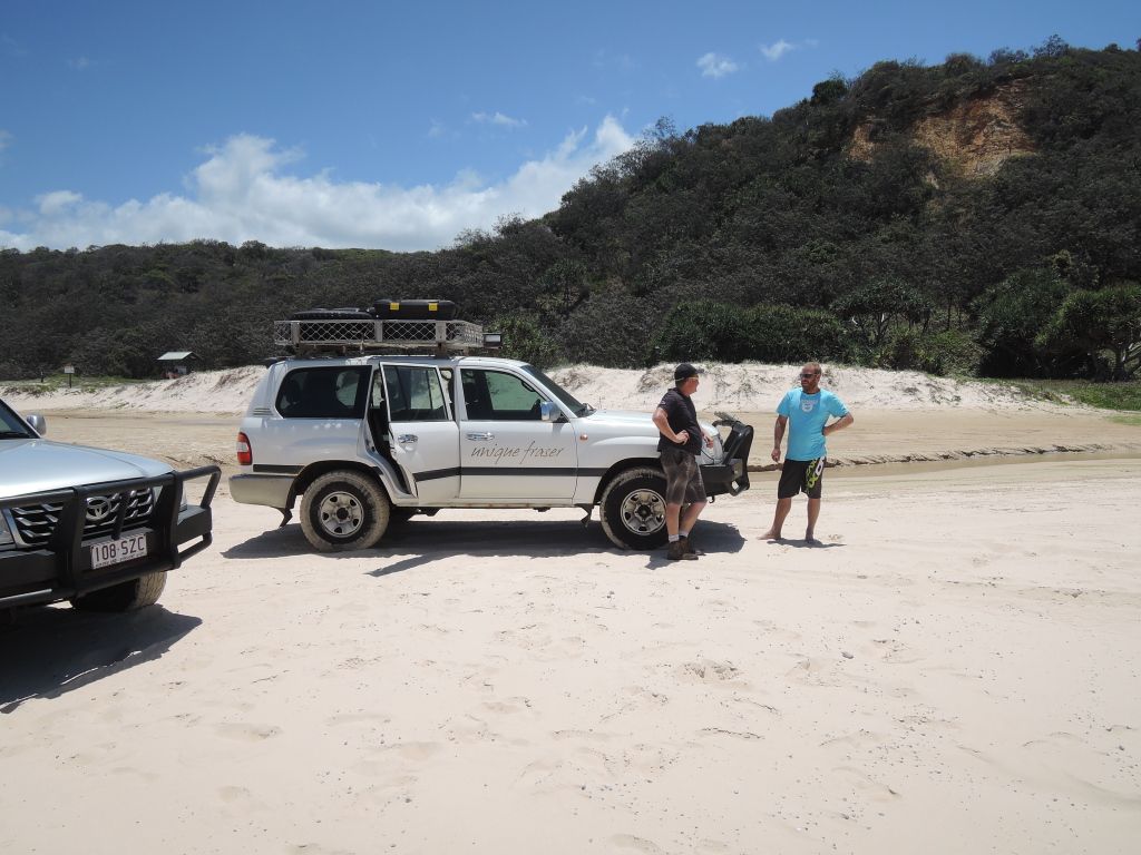Troy (links) und sein nicht mehr ganz serienmässiger Land Cruiser