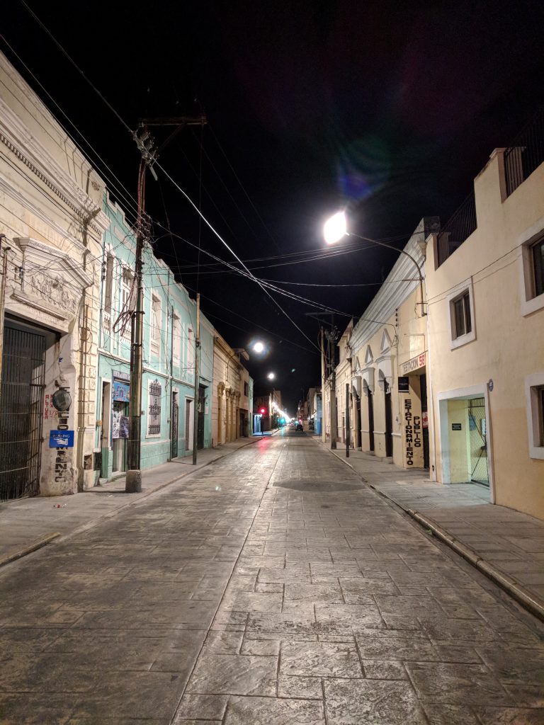 Und die Strassen sind für einmal auch plötzlich leer!