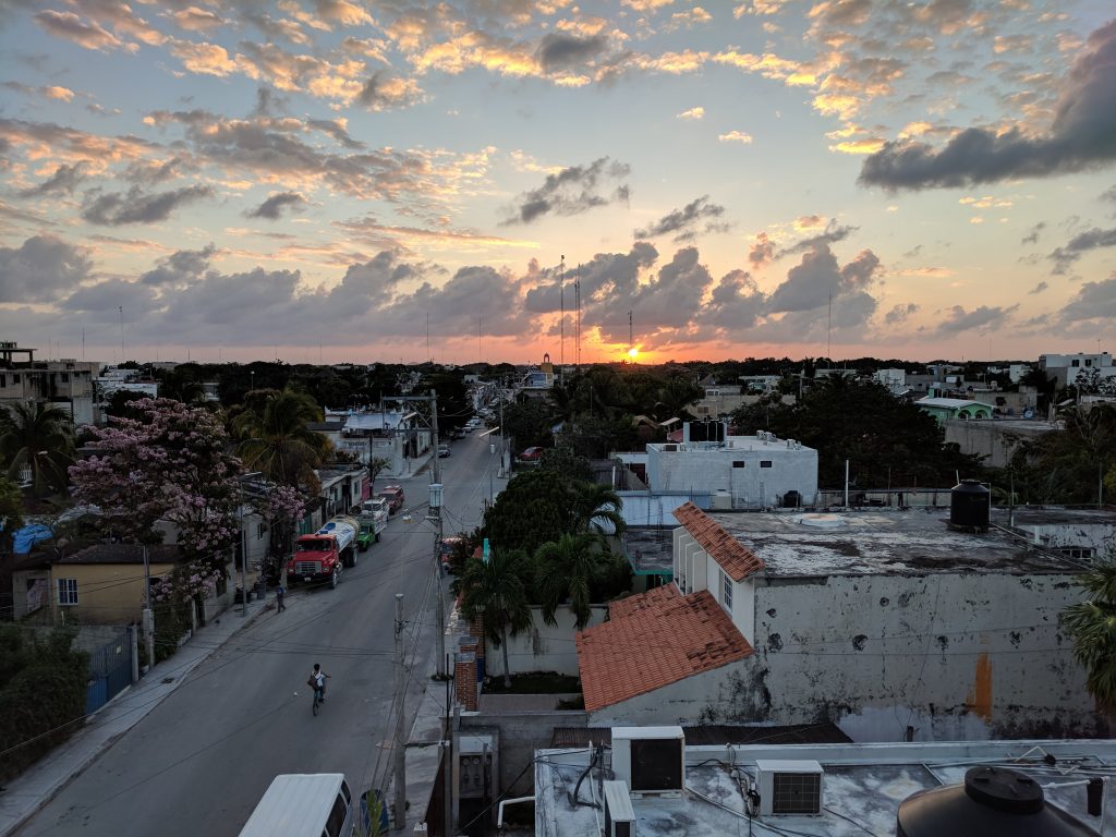 Aussicht von der Dachterrasse des Azura